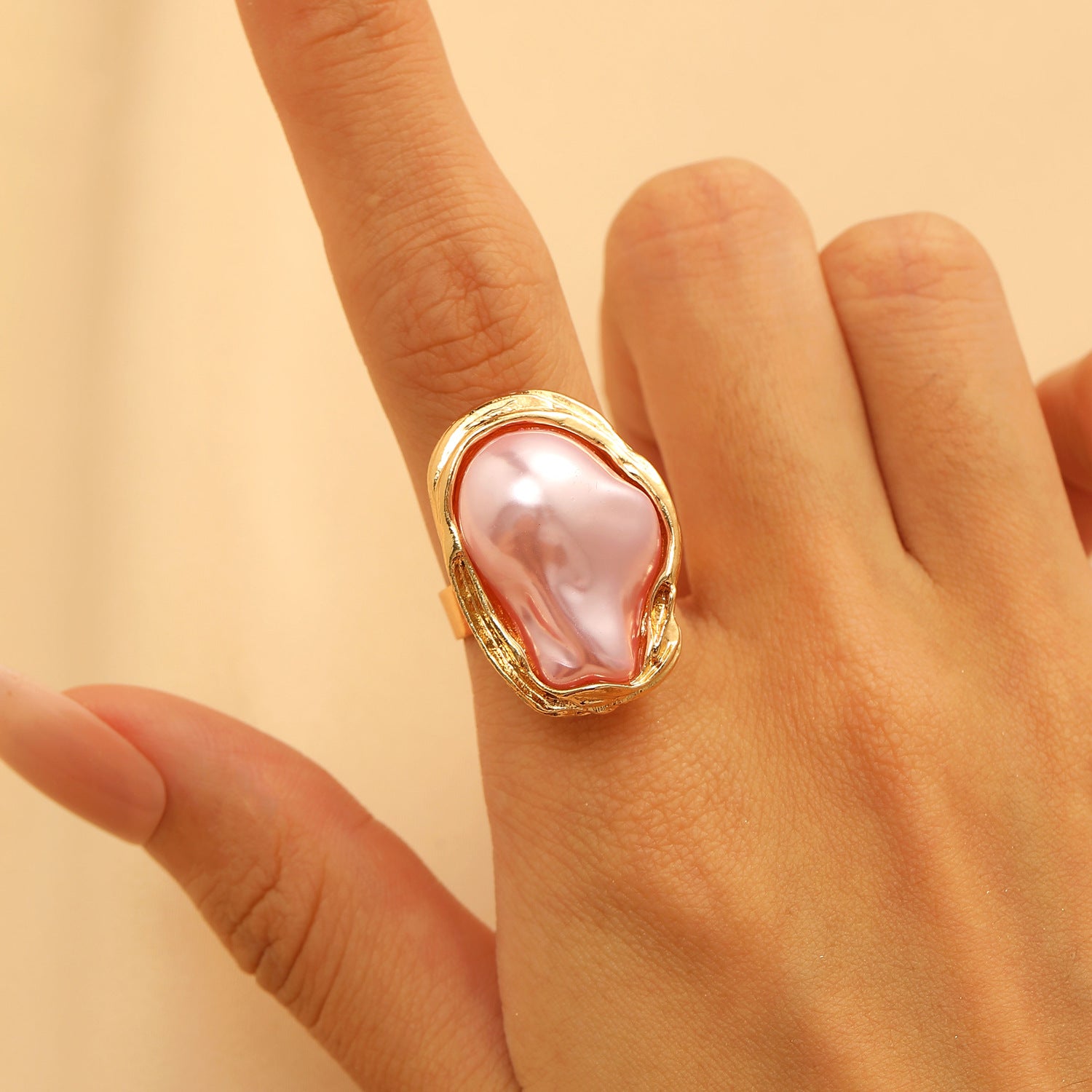 Wholesale Baroque Inlaid Colorful Shaped Pearl Ring Retro Irregular Alloy Rings
